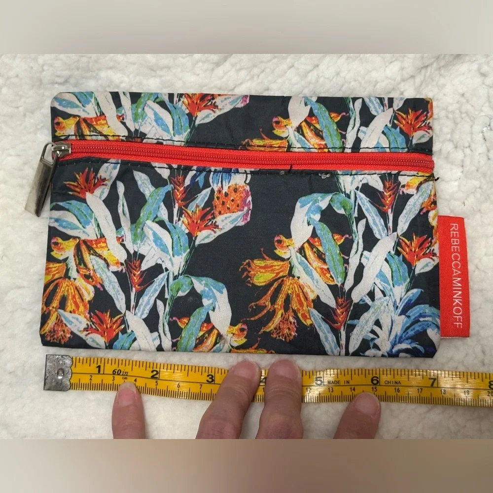 Rebecca Minkoff x Ipsy Pineapple Tropical Floral Makeup Cosmetic Bag June 2014